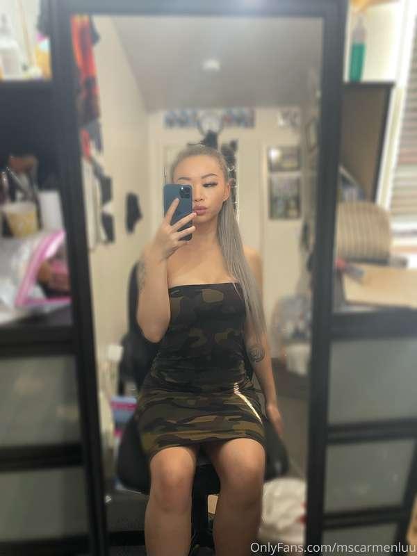 kiss me thru the phone 🥰