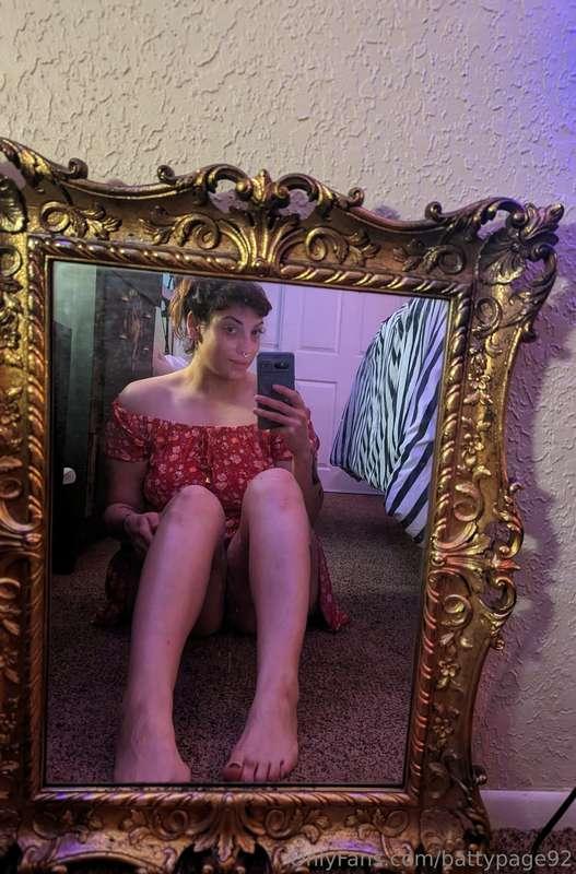 Just trying to do my part on milf Monday 😈