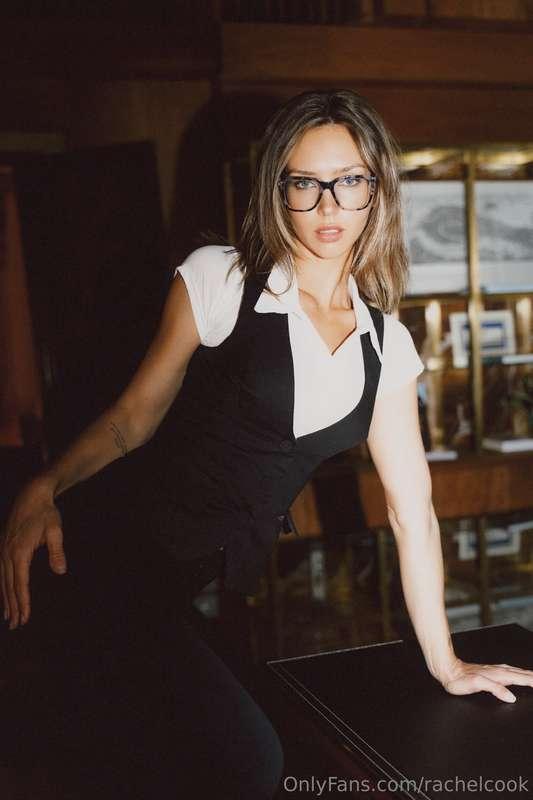 rachelcook image #0