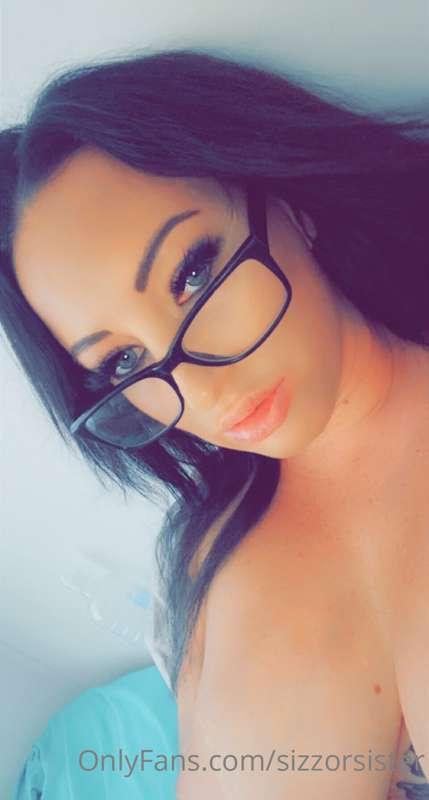 📚