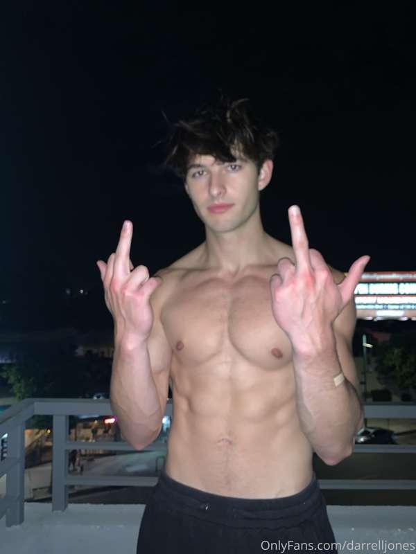 darrelljones image #0