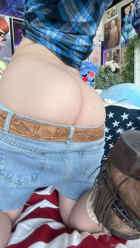 indigowhite image #43