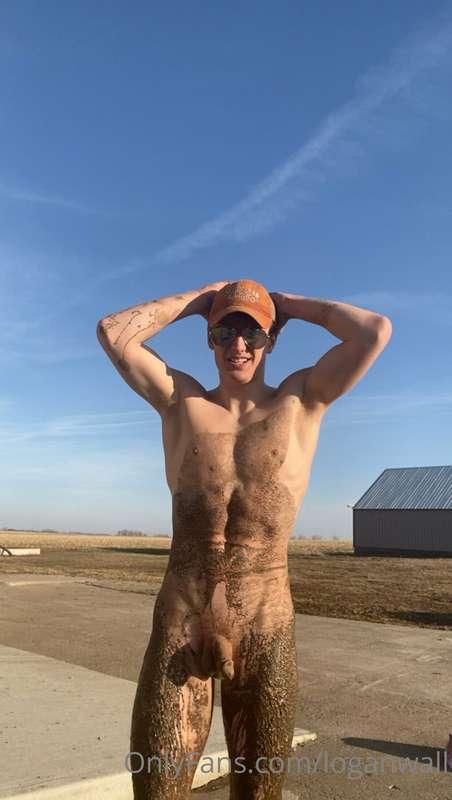 This was so cold. I need to rinse off and warm up with someo..