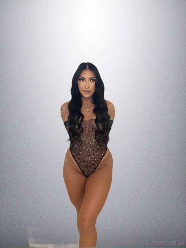 A little **MONDAY MOTIVATION** for your big 🍆

***CUM*** 💦 s..