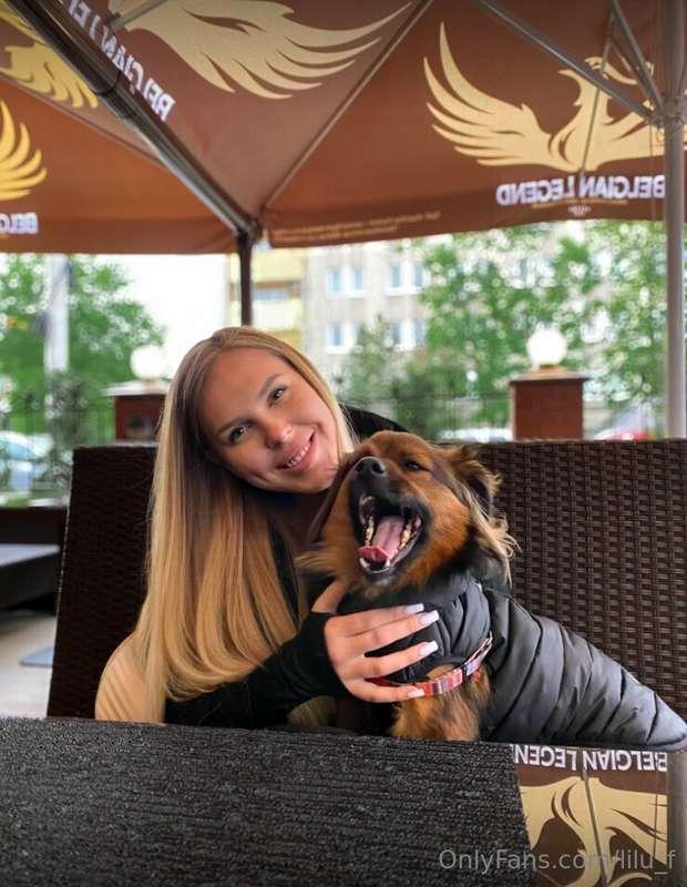 🎨 A blank canvas is both terrifying and exhilarating. It’s a..