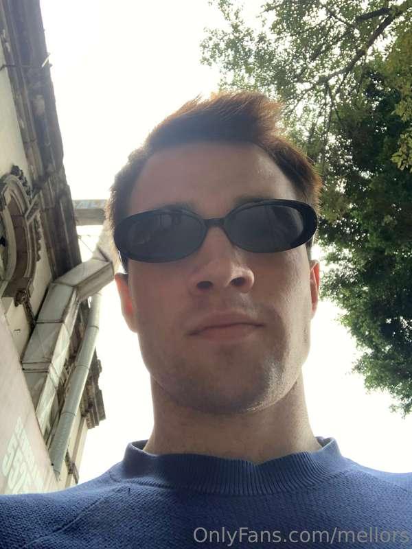 Hey. Want to see me fuck?