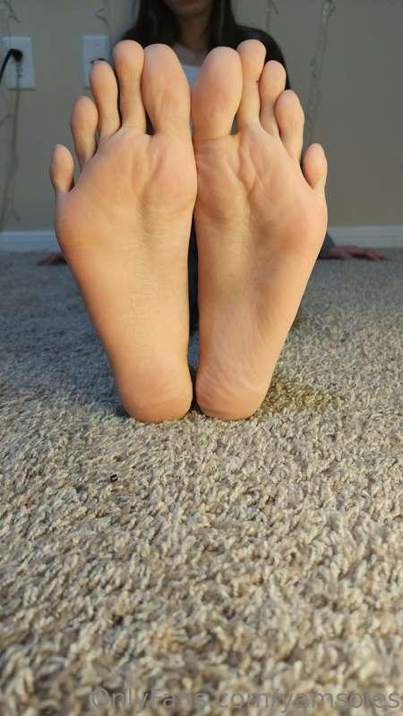 Sole Sunday! It's time for you to worship my perfect asian f..