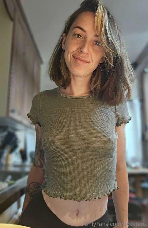 Come eat me for breakfast please 😇💦