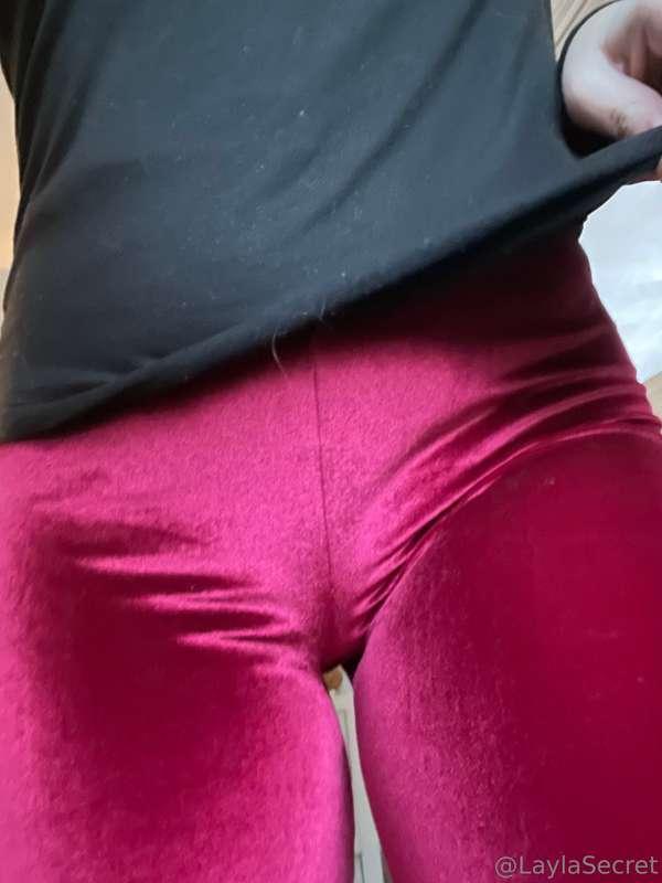 New velour leggings 😘