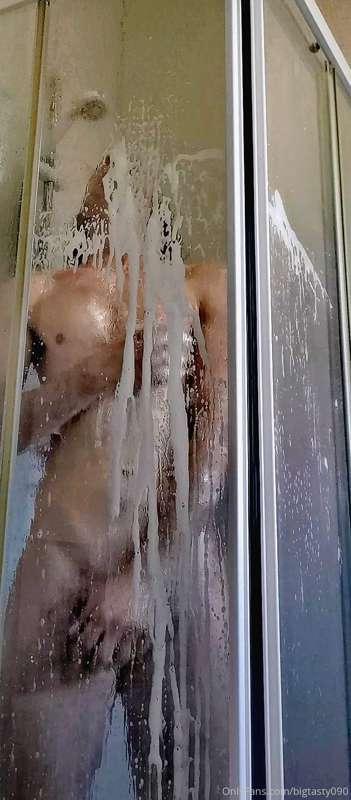 Fuck I needed that shower! 😏
