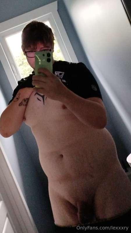 Little good night mirror selfie in case I'm not online anymo..