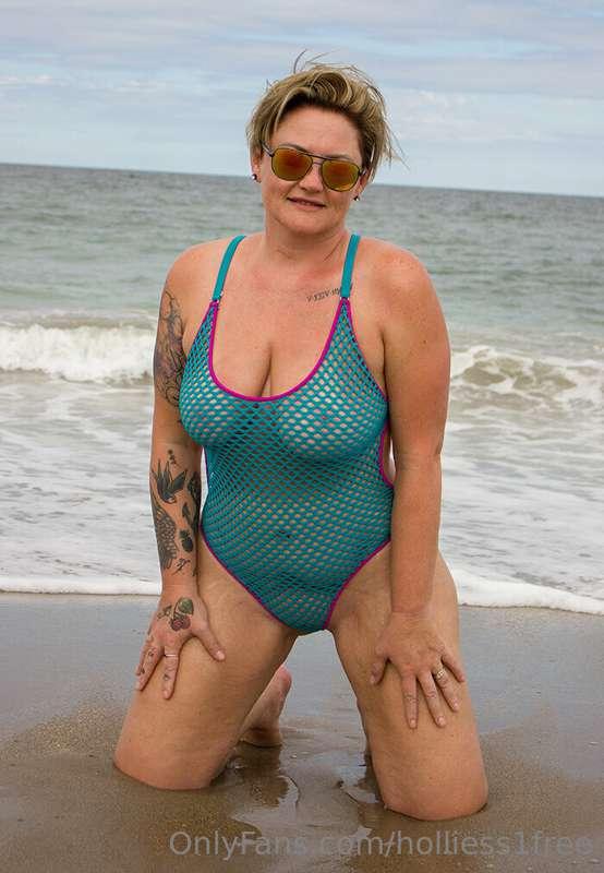 holliess1free image #5