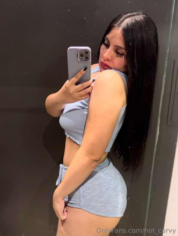 Babe, let's have a nice chat right now, are you there? 😘