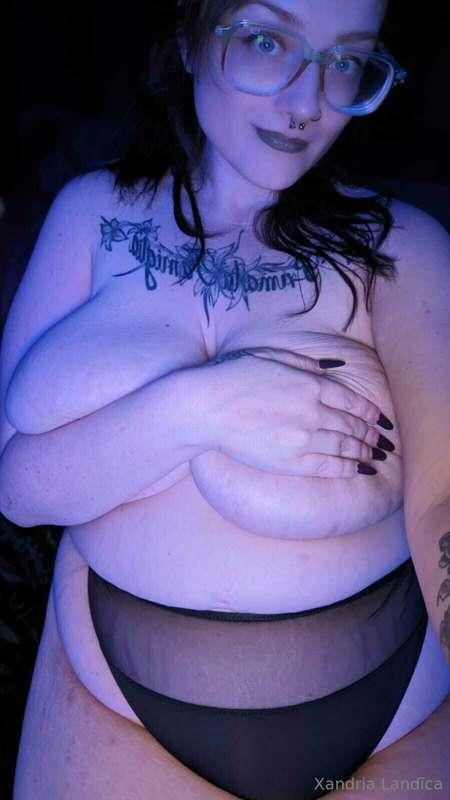 succubusnextdoor24 image #0