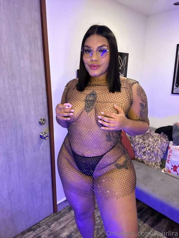 Will you keep me company? 😻🥵