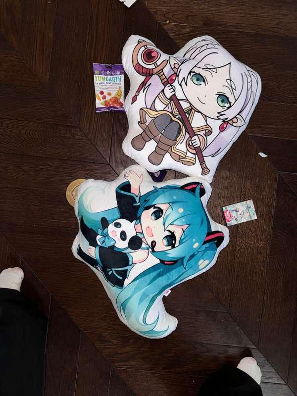 yoursmalldoll image #2