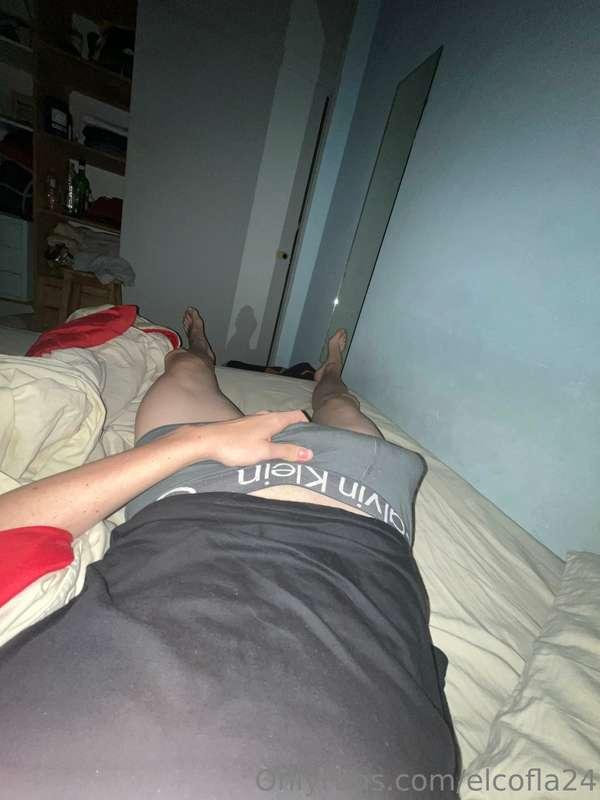 Buen comienzo del dia🍆💪 Donde quiere la leche en el café o e..
