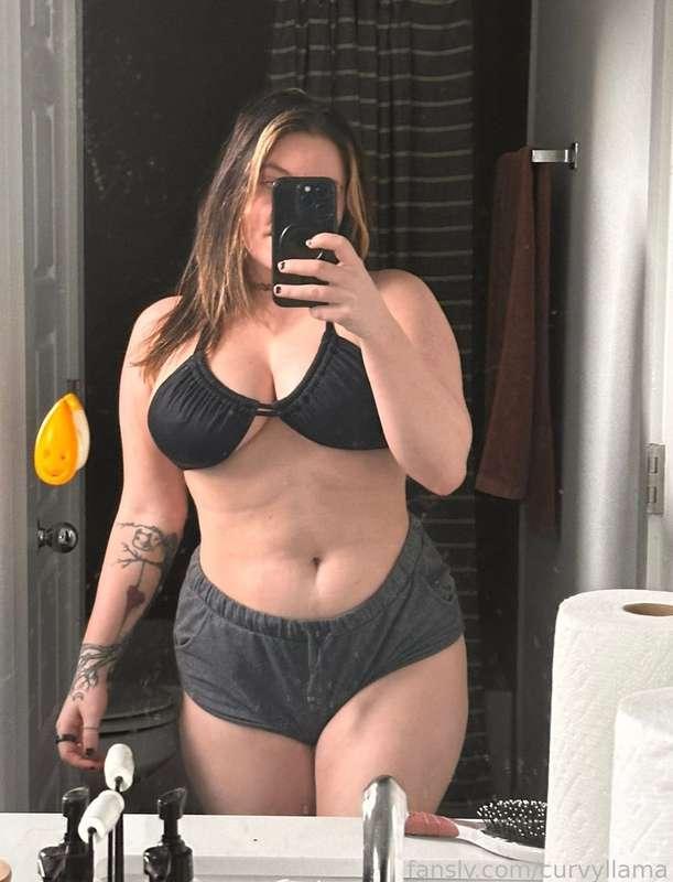 curvyllama image #2