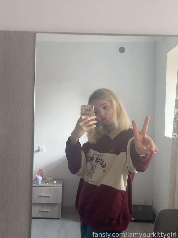 iamyourkittygirl image #1