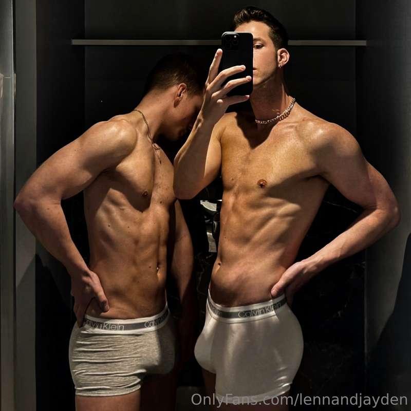 We make a great package deal don’t you think? 📦😜