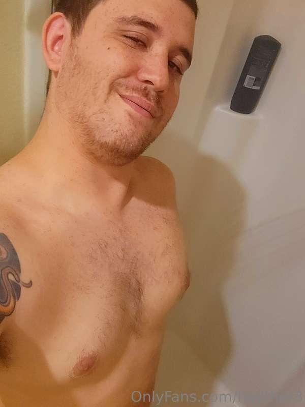 Do you like tattoos and tasteful nudes?😲