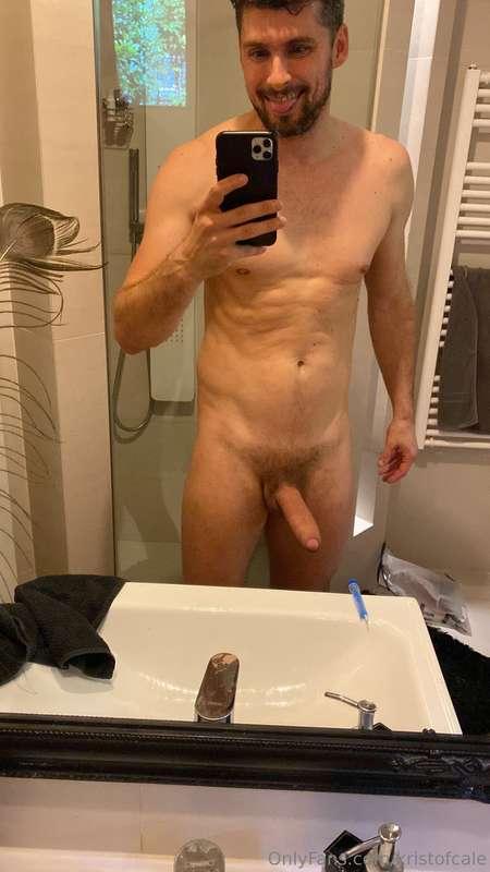Don't forget to smile in your nudes!