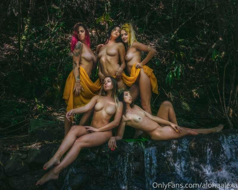 did a classy Renaissance shoot in the jungle with some reall..