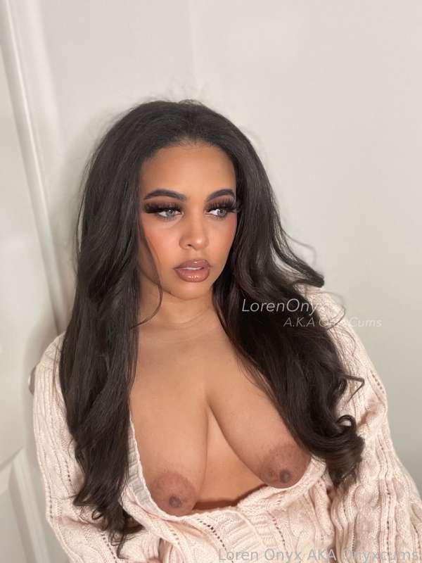 onyxcums image #0