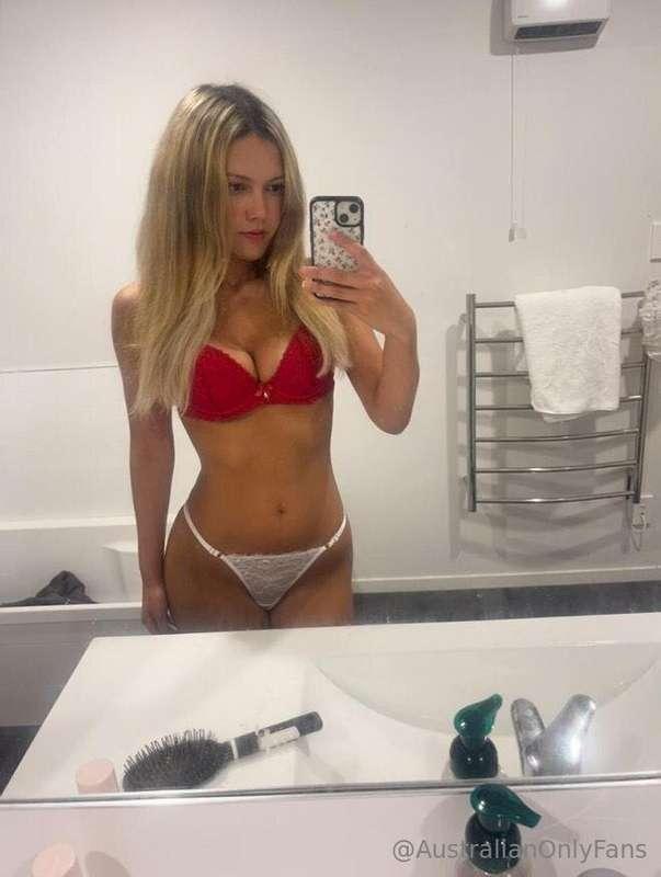 Chloe, 18 💟Fetish Friendly | Custom Content@chloespicy for 3..