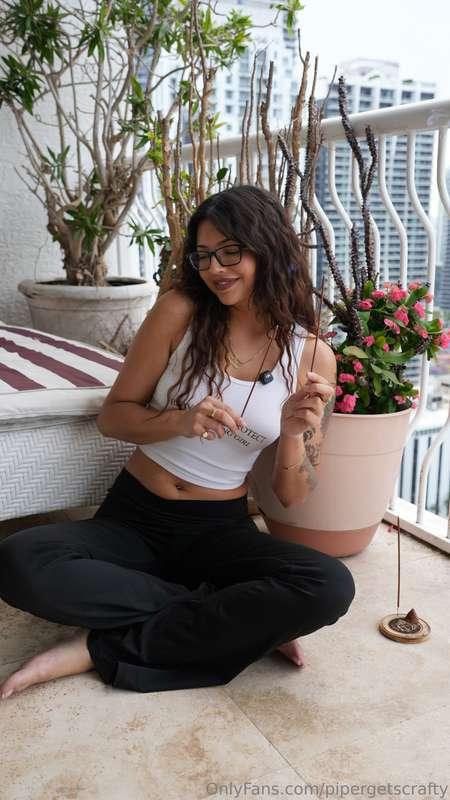 i love making my own incense, it’s so calming for me! here’s..