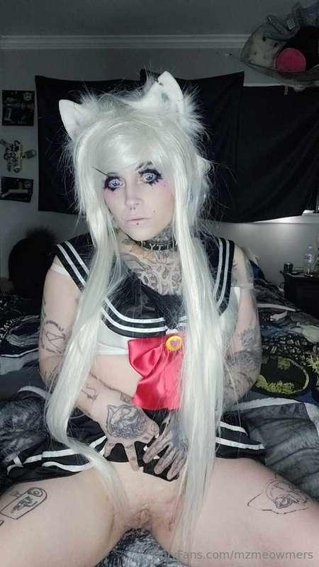 mzmeowmers image #2