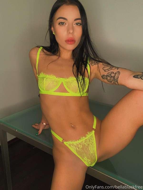 I guess its my new fav color 🥎