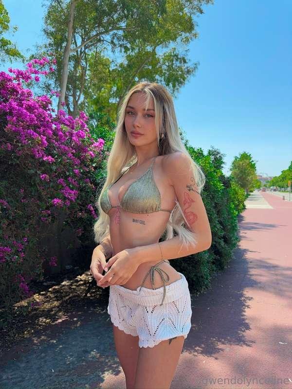 Too hot to handle babe 🔥🙈
