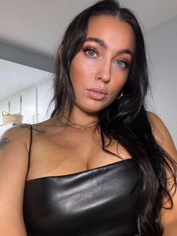 This is how I'd dress for our first date 😜
