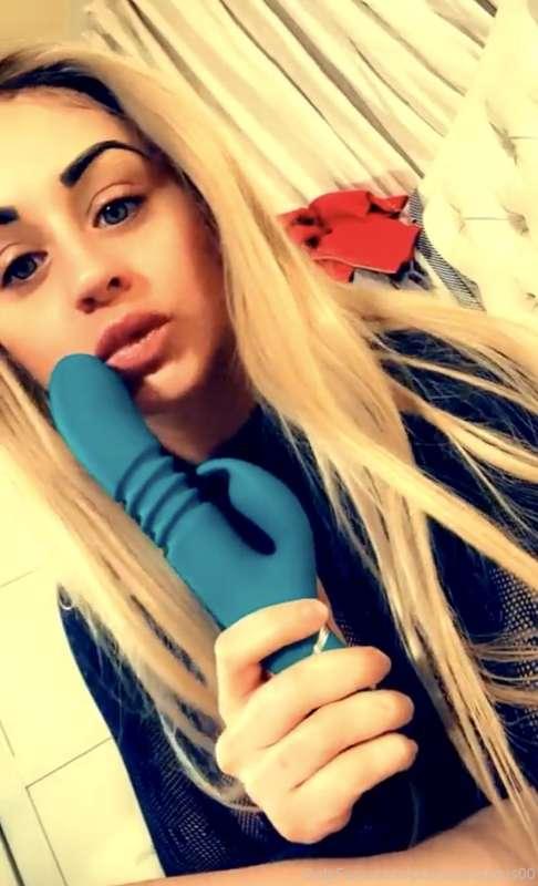 Wanna see me use this toy??