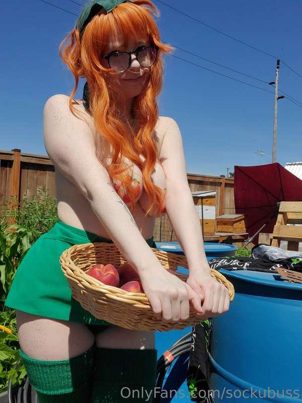 Since you guys are here in OF Land you get Wubby cosplay sne..