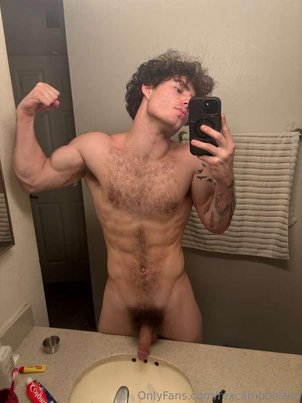 Just relaxing ☺️ have a good night 💤 