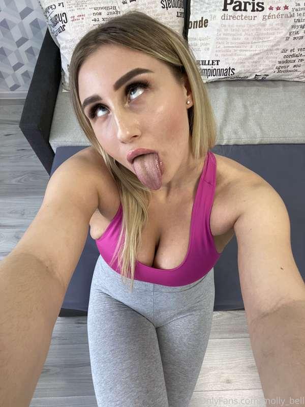 Does ahegao face turn you on? 🤪
Tell me your wishes😱