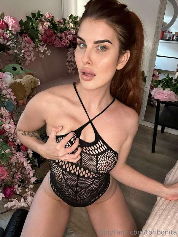 Would you hold it for me? 😈
