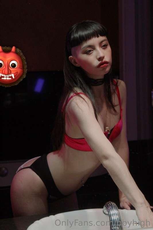 Perdón por ser la más rika 😇🩸💗👹💕😂