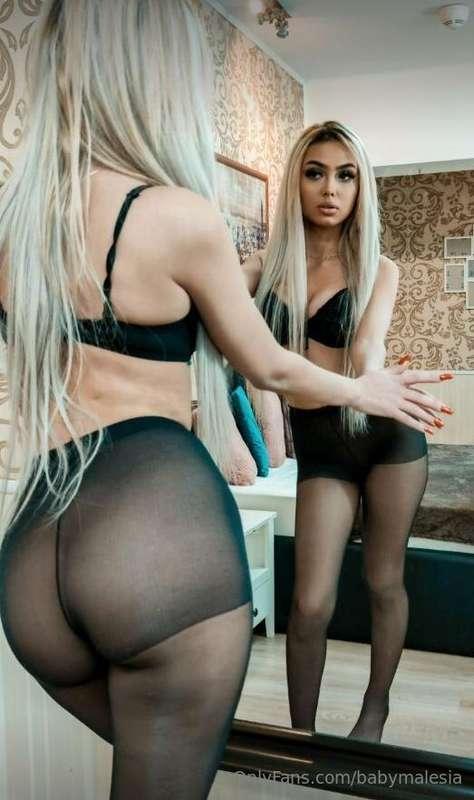 🔥FREE PAGE & FREE GIFT🔥😈 Good girls go to heaven, but bad gi..