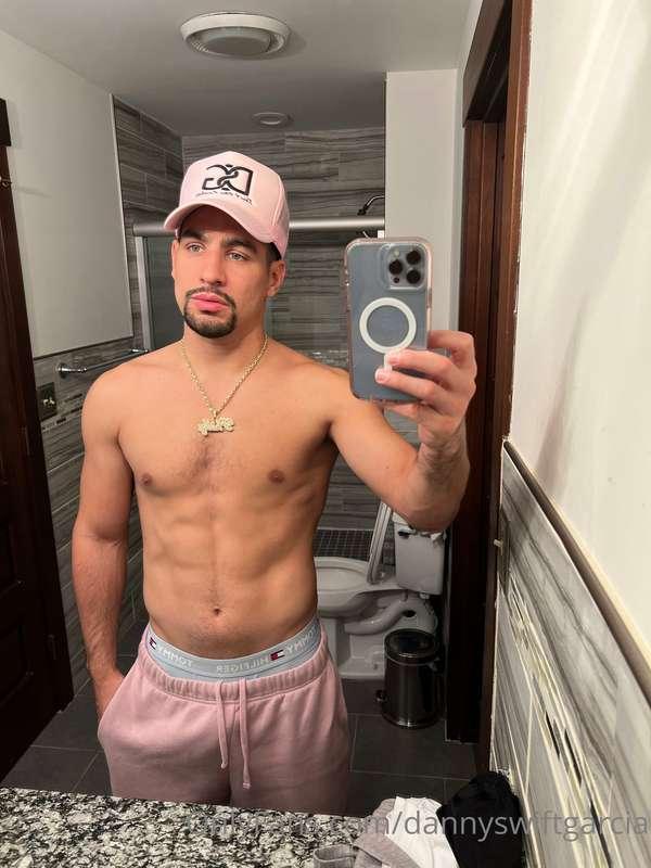 dannyswiftgarcia image #1