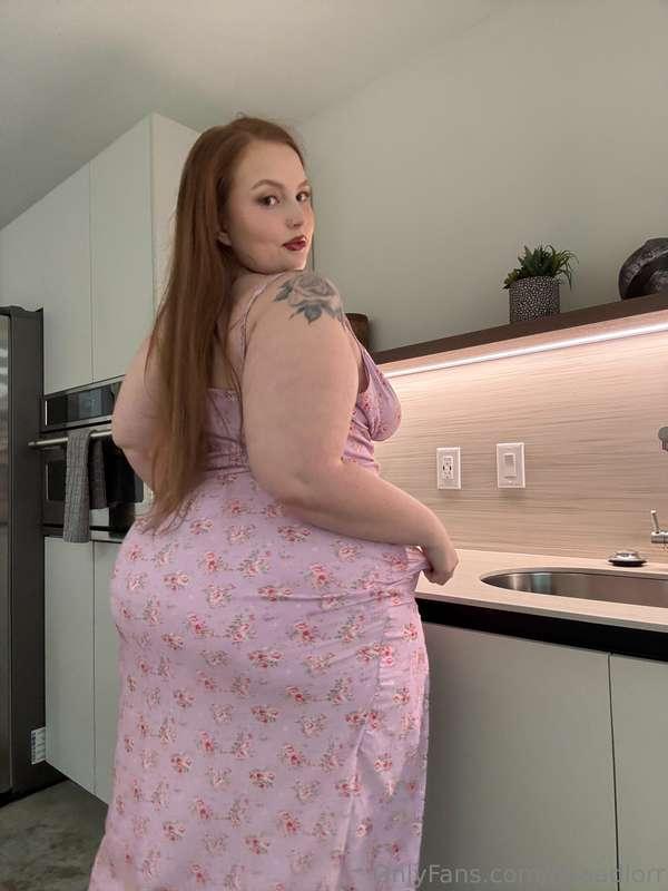no apron, no recipes—just me serving heat straight to your D..