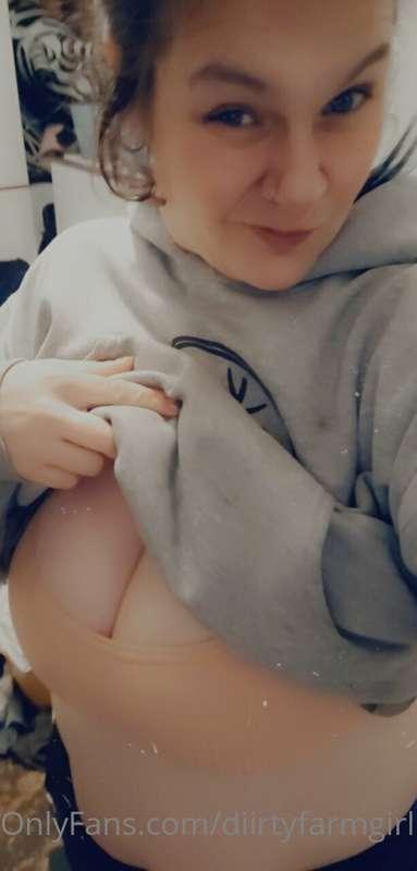 Felt naughty.. might remove more later 😘🥰🌟