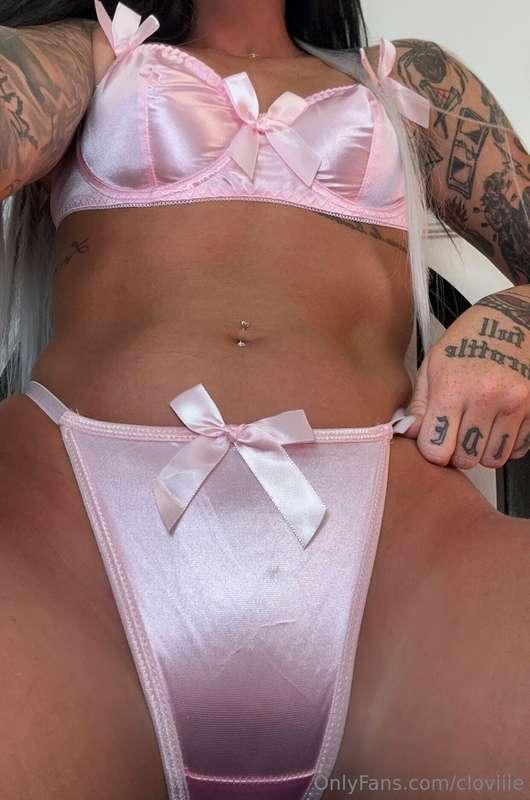 You like my bow? 🎀