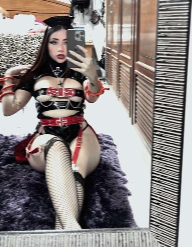 Califica el outfit del 1 al 10