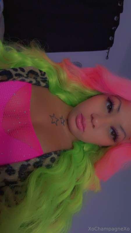 Live Show tonight 🔥 ✊🏽✊🏽 cum watch me fuck my pussy and suck..