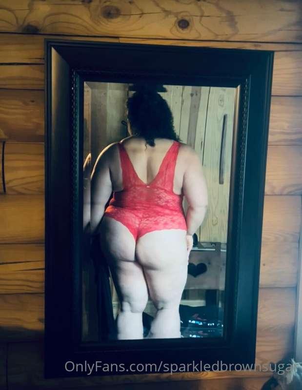 Alright. It’s Hump Wednesday in the Cabin 🪵