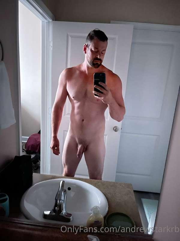 I think this morning light looks pretty good on me