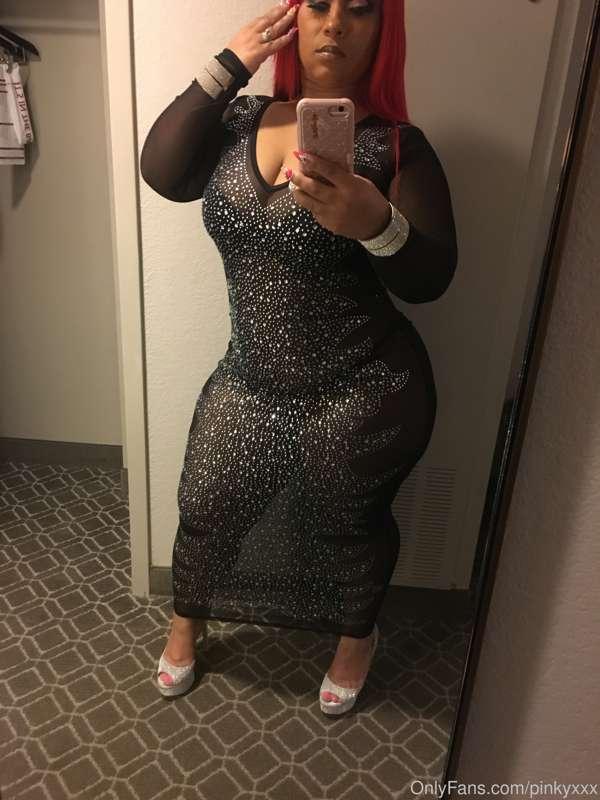 Mirror selfie to show you my outfit💋🦋